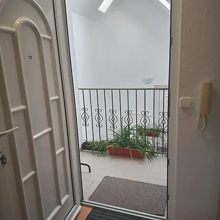 Kely's Fortuna Apartman Apartament *